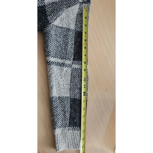 Black & Tan Knit Plaid Duster Cardigan With Hood - Picture 8 of 11